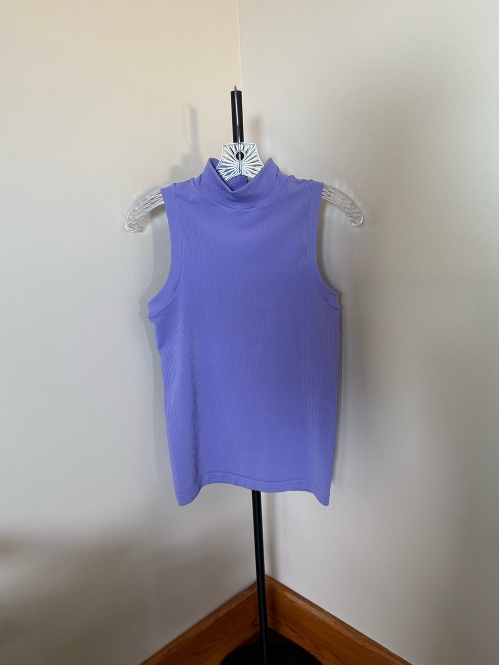 Athleta Renew Mock Neck Tank Lilac Small